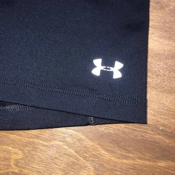 Under Armour size small black athletic bike Shorts - Picture 2 of 5